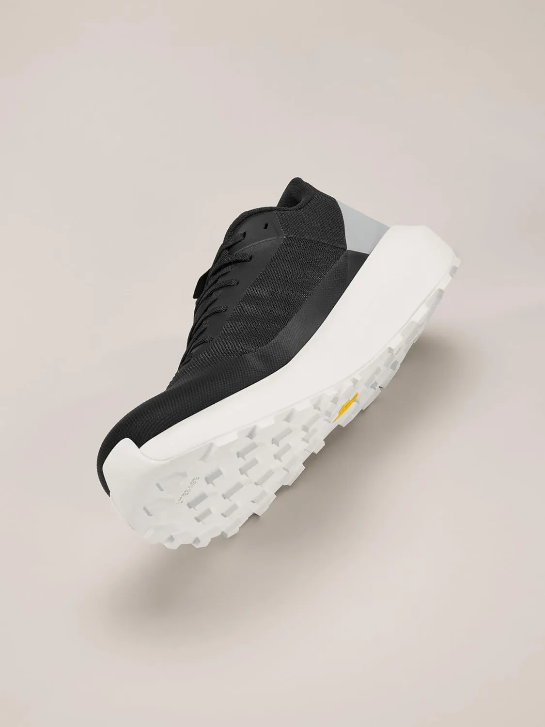 Arc'teryx Men's Norvan LD 4 - Lightweight Mountain Running Shoes for Men, Long Distance Running Shoes for All Terrains