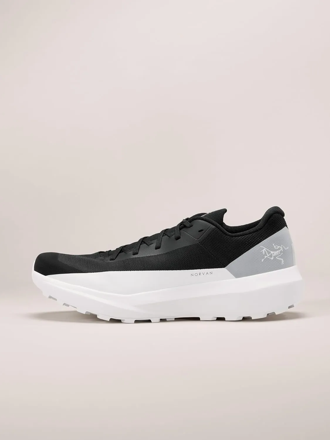 Arc'teryx Men's Norvan LD 4 - Lightweight Mountain Running Shoes for Men, Long Distance Running Shoes for All Terrains