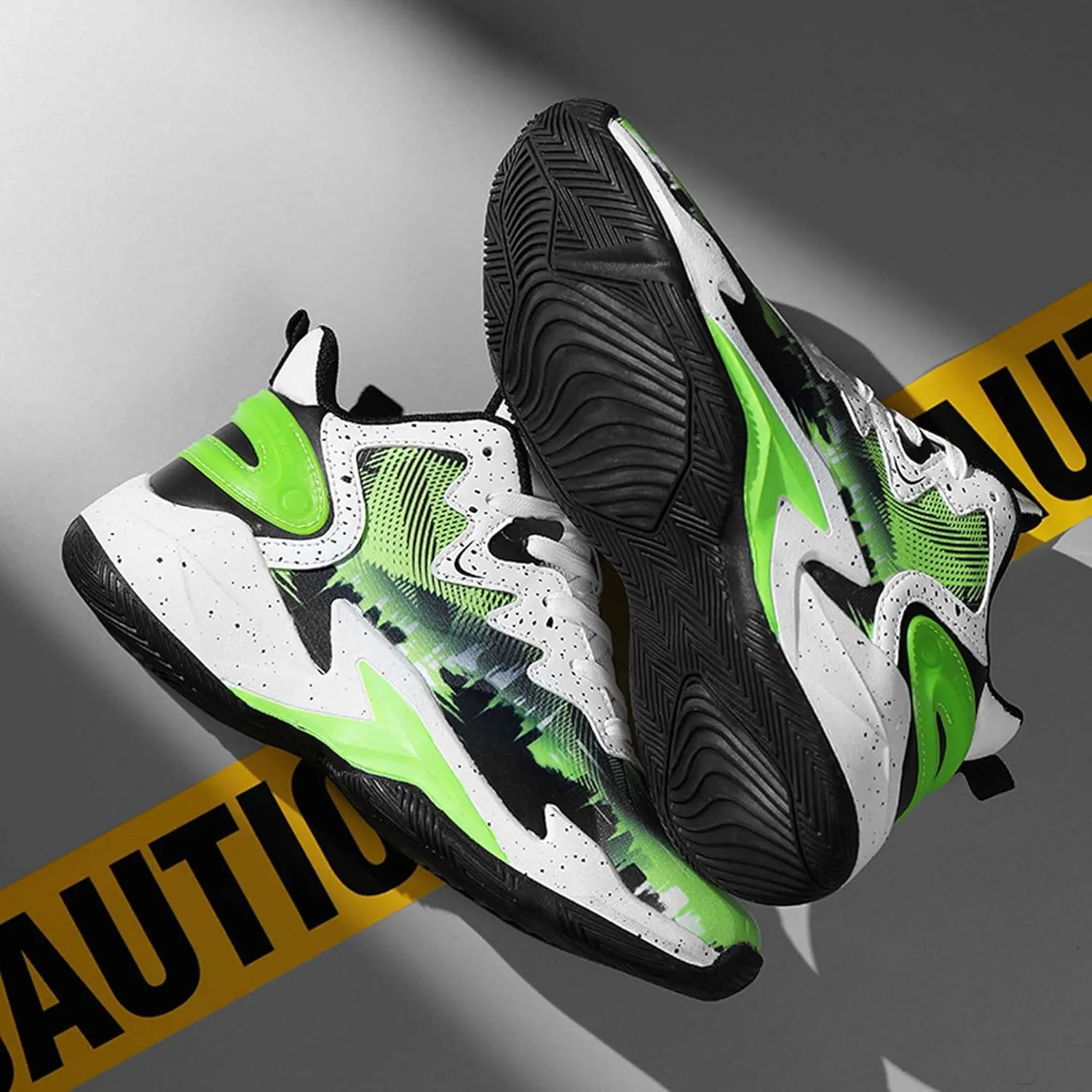 Classic Graffiti for Boys Girls Adults Casual Fashion Breathable Basketball Shoes Lightweight Wide Mesh Walking Shoes Team Sports Shoes Street Training Basketball Shoes dDurable Hiking Jogging Shoes