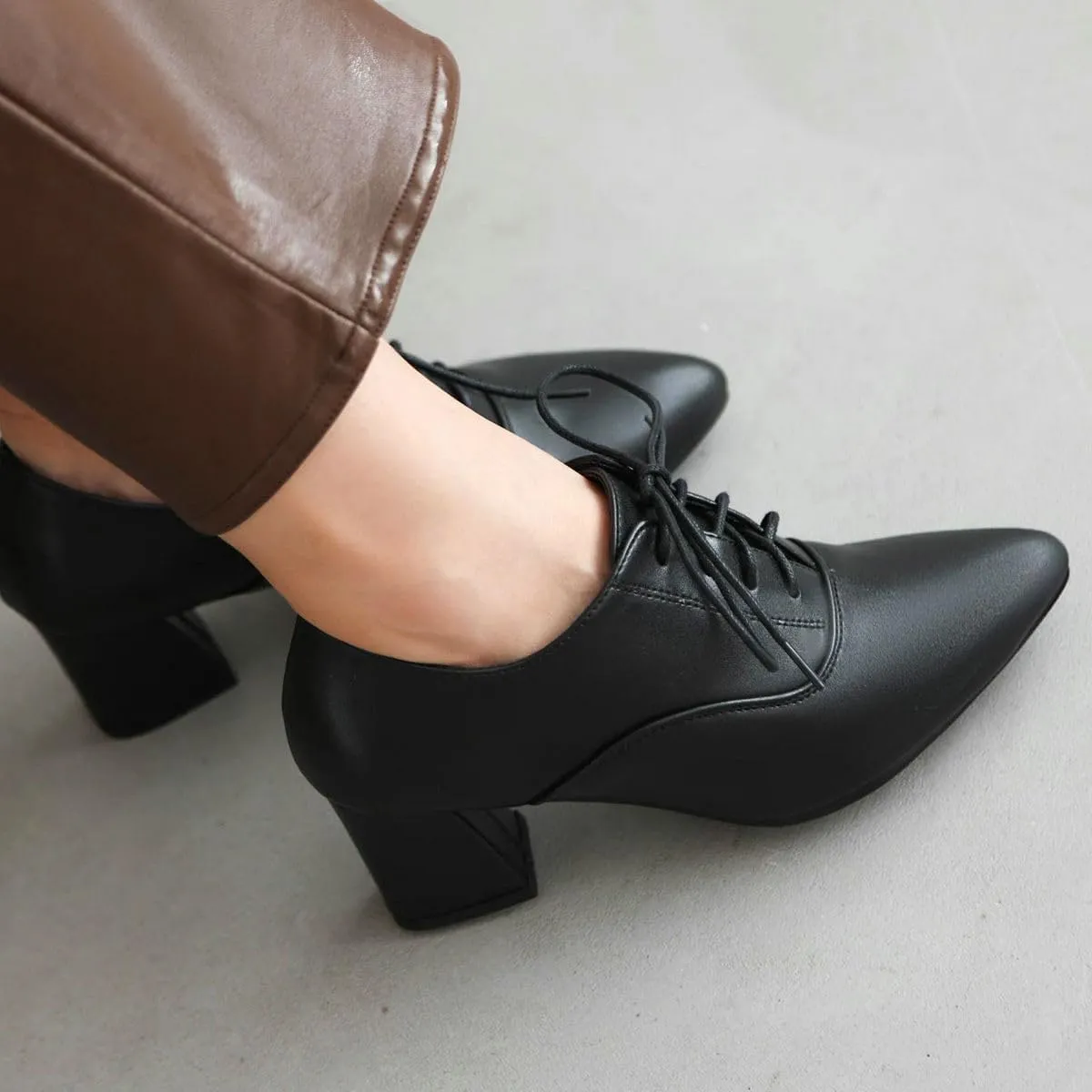 DINTAHA Pointed Toe Oxford Heels Chunky Heeled Lace Up Oxfords Casual Formal Dress Shoes