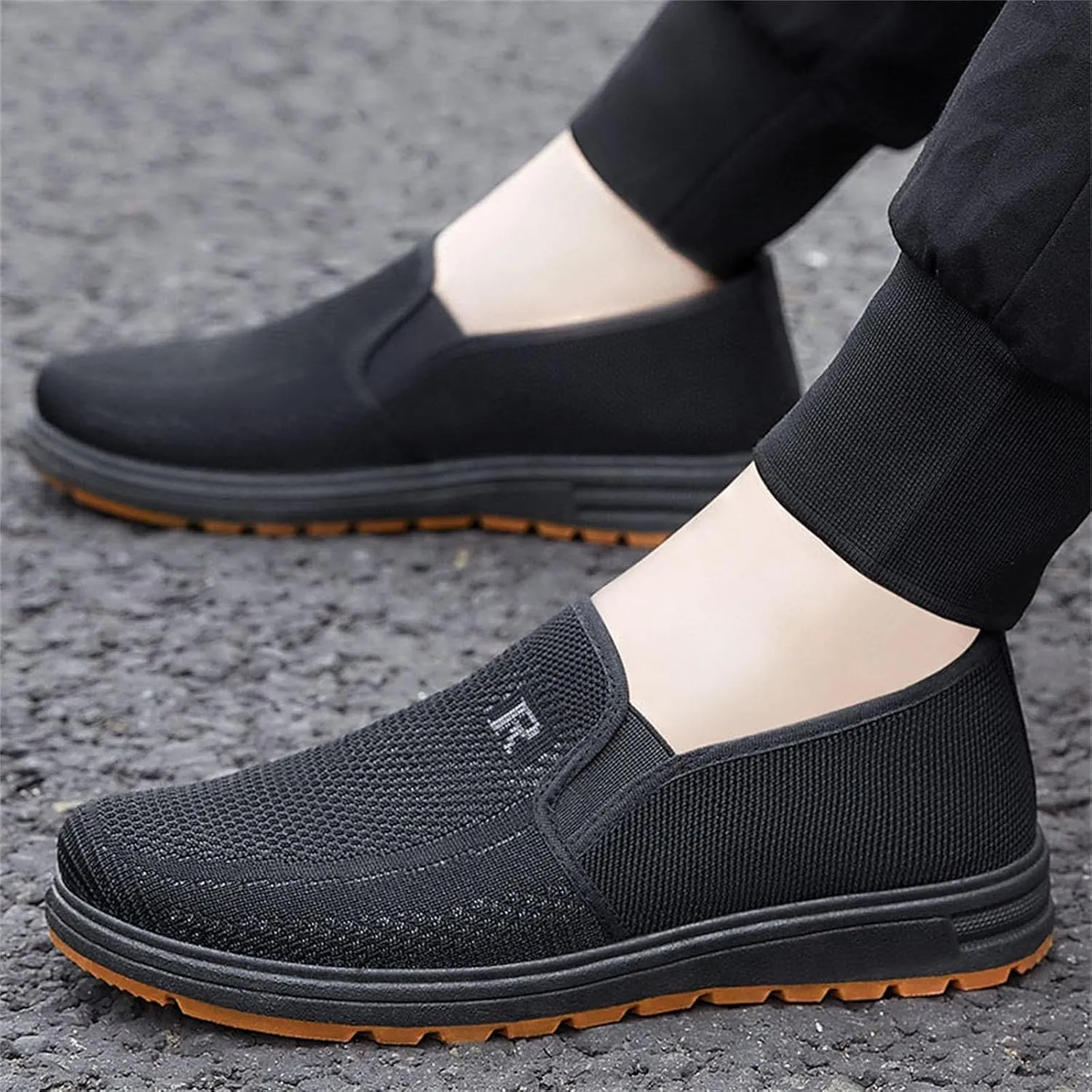 Fashion Spring and Summer Men Casual Shoes Flat Soft Bottom Mesh Breathable Slip On Mens Shoes Dress Casual Slip on