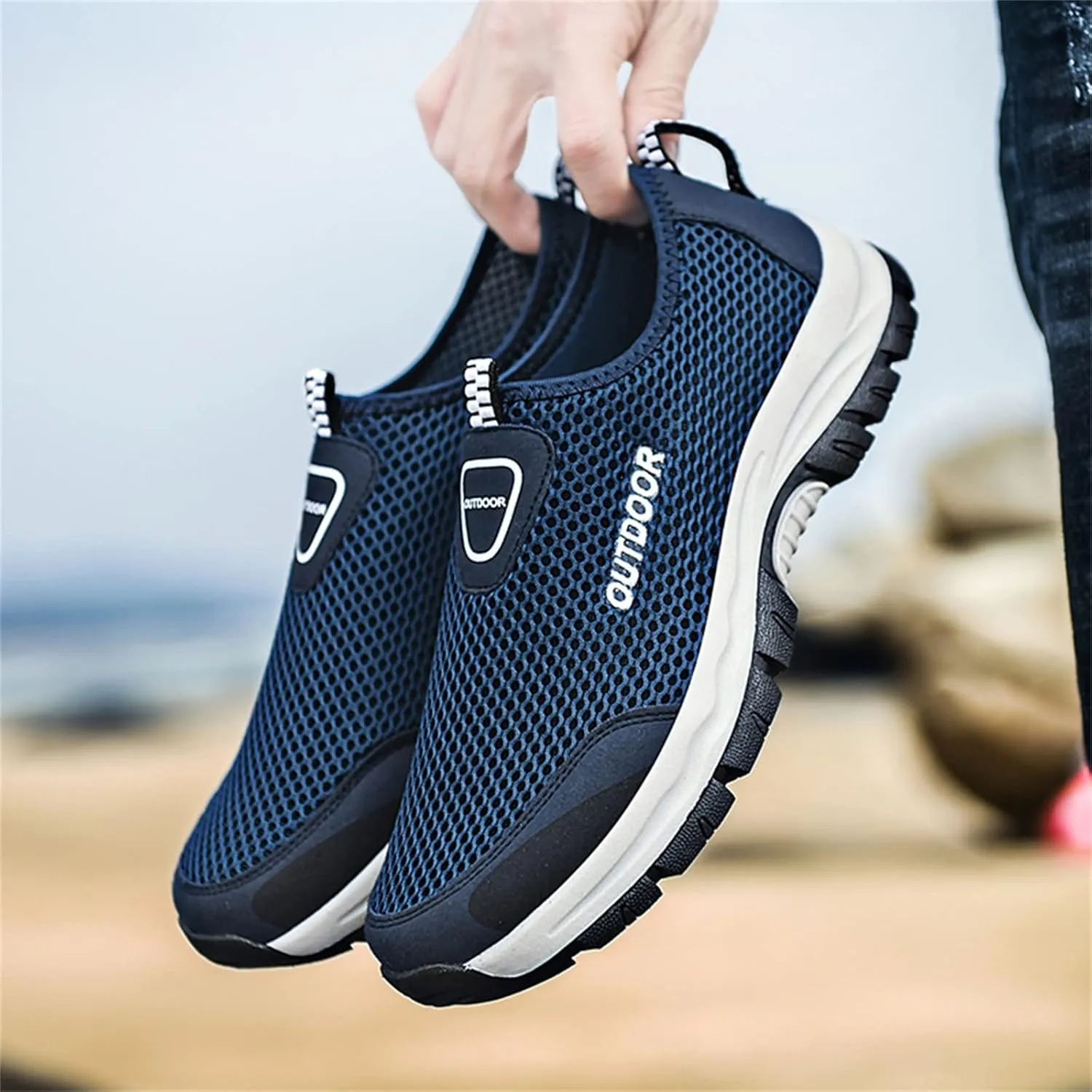 Fashion Spring and Summer Men Sports Shoes Hiking Shoes Hollow Mesh Breathable Slip On Sneaker Organizer for Men