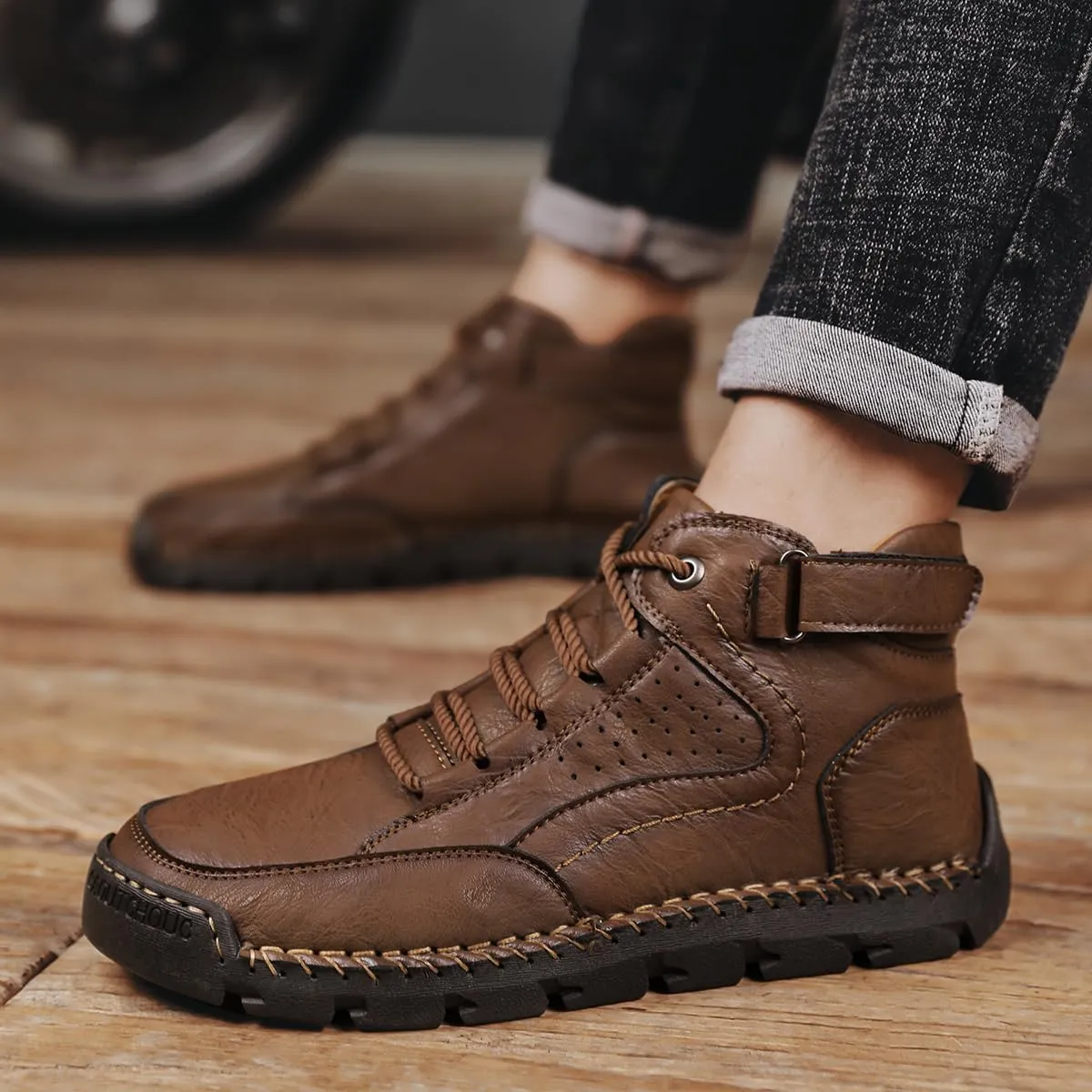 HESBITEUL Men's Leather Chukka Hiking Boots All Seasons for Camping & Driving Ankle Shoes