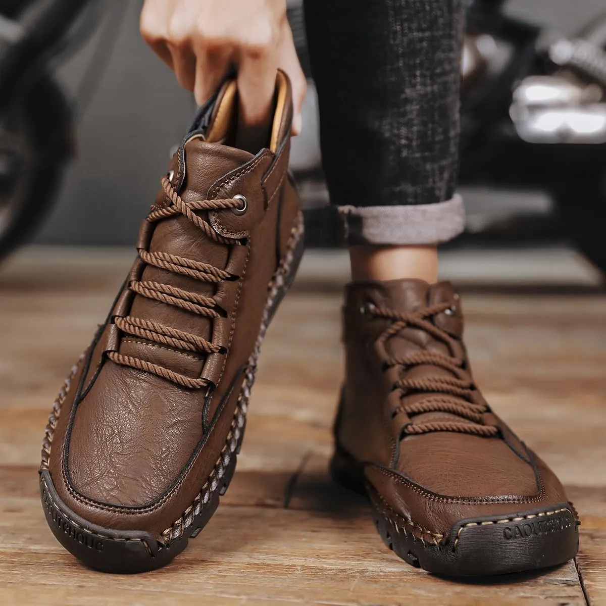 HESBITEUL Men's Leather Chukka Hiking Boots All Seasons for Camping & Driving Ankle Shoes