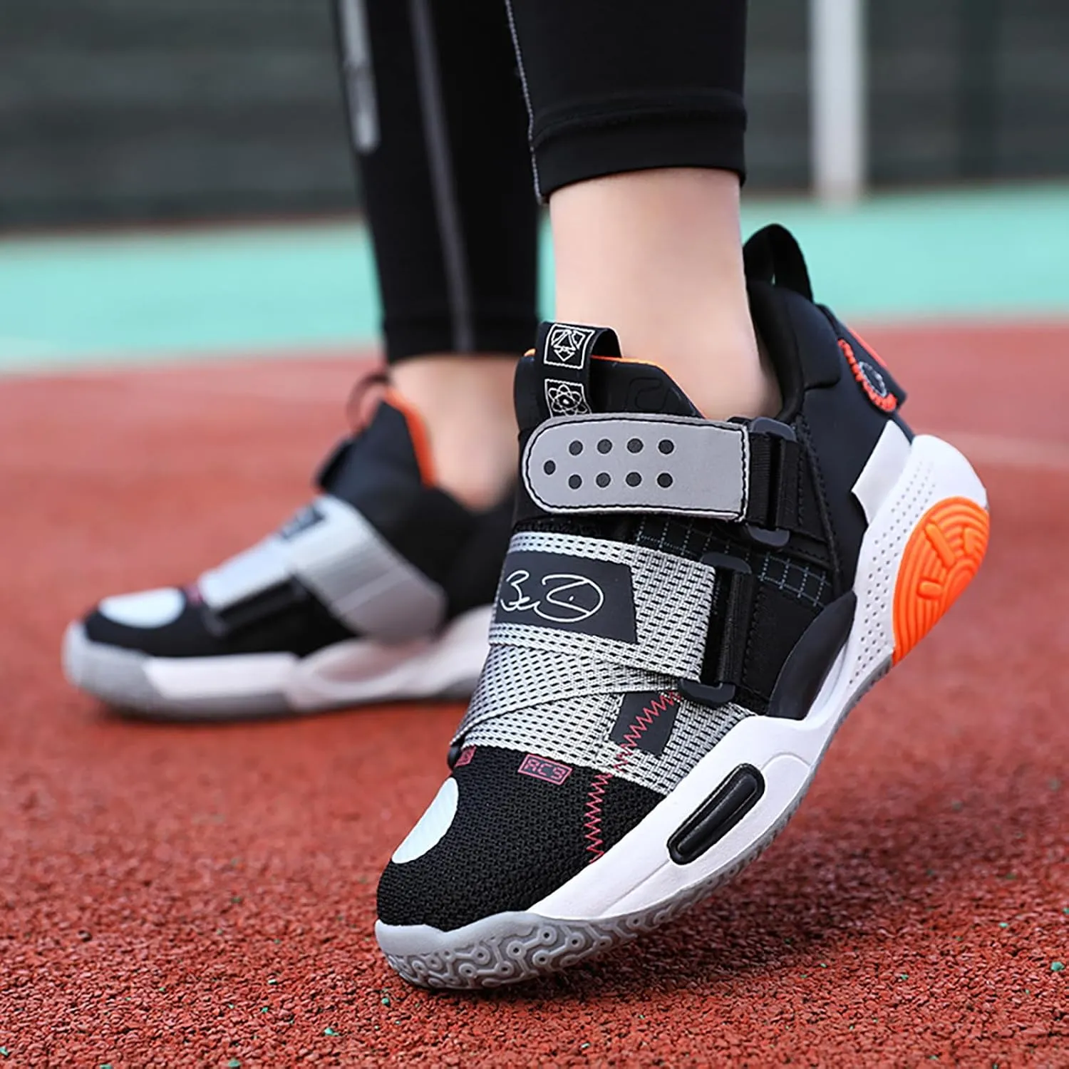 Kids Basketball Shoes Boys Girls Sneakers Durable Sports Shoes Hook-Loop Breathable Outdoor School Trainers for Little Kids Big Kids Youth