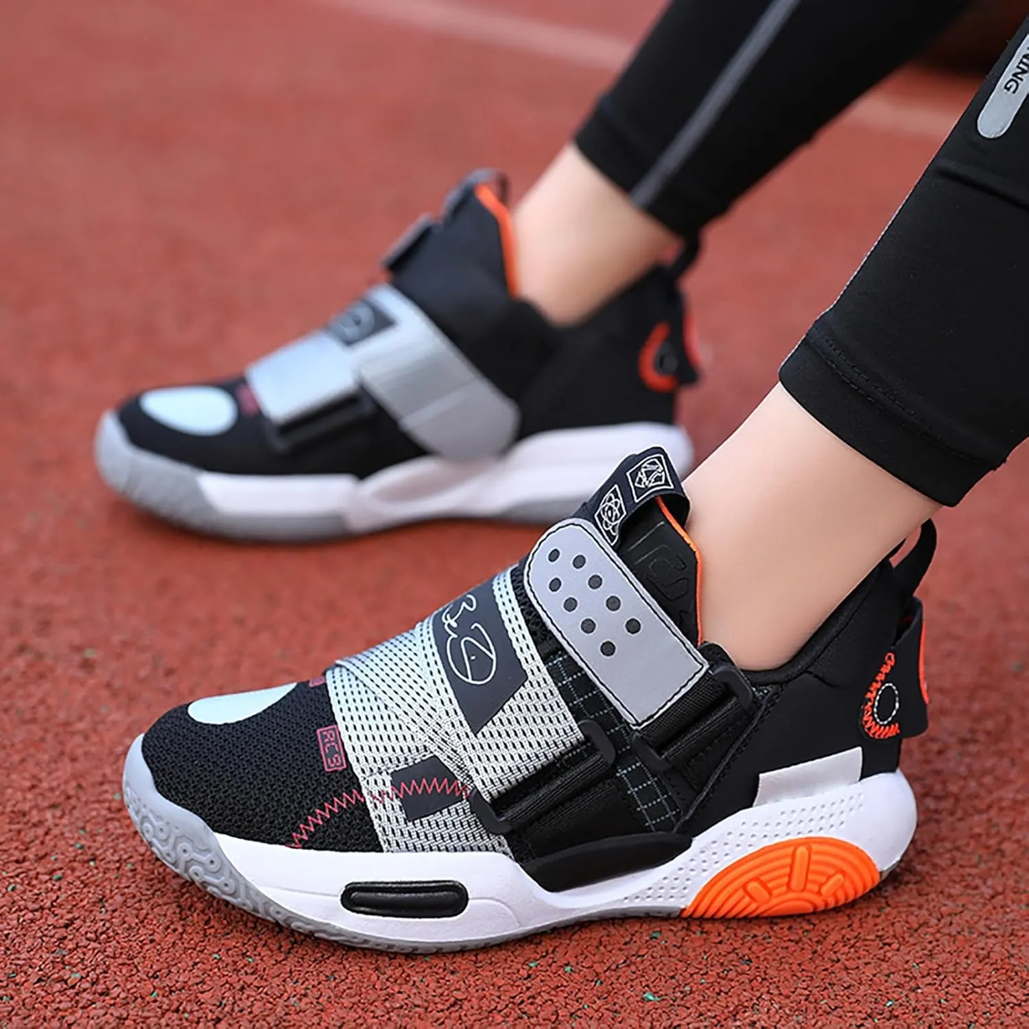 Kids Basketball Shoes Boys Girls Sneakers Durable Sports Shoes Hook-Loop Breathable Outdoor School Trainers for Little Kids Big Kids Youth