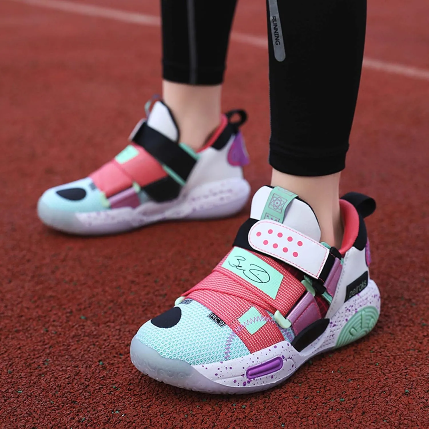 Kid's Basketball Sneakers Comfortable Breathable Non Slip Wear-Resistant They are Suitable for Beginners in Basketball Boys Girls Birthday Gifts
