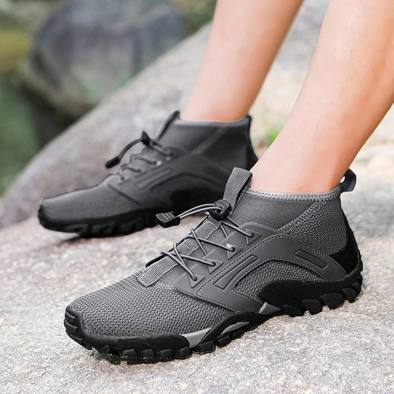 Men Sports Shoes Fashionable and Simple Solid Color New Pattern Summer Mesh Breathable Sneaker Slippers for Men