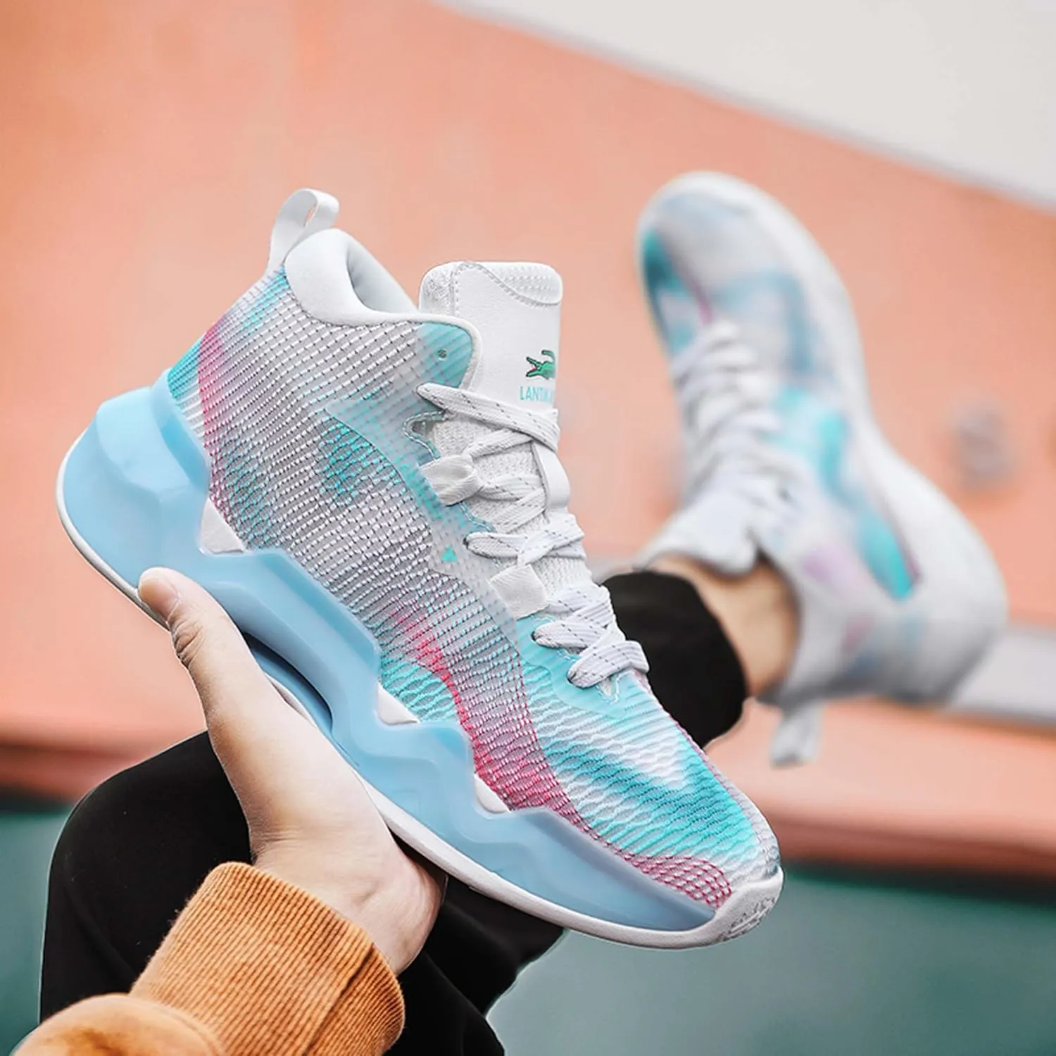 Men's and Women's Lace Up Basketball Shoes Comfortable and Breathable Sports Shoes Anti Slip and Wear-Resistant Outdoor Shoes Sports and Fitness Training Shoes Short Distance Running Shoes
