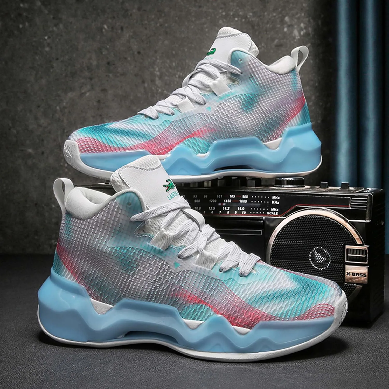 Men's and Women's Lace Up Basketball Shoes Comfortable and Breathable Sports Shoes Anti Slip and Wear-Resistant Outdoor Shoes Sports and Fitness Training Shoes Short Distance Running Shoes