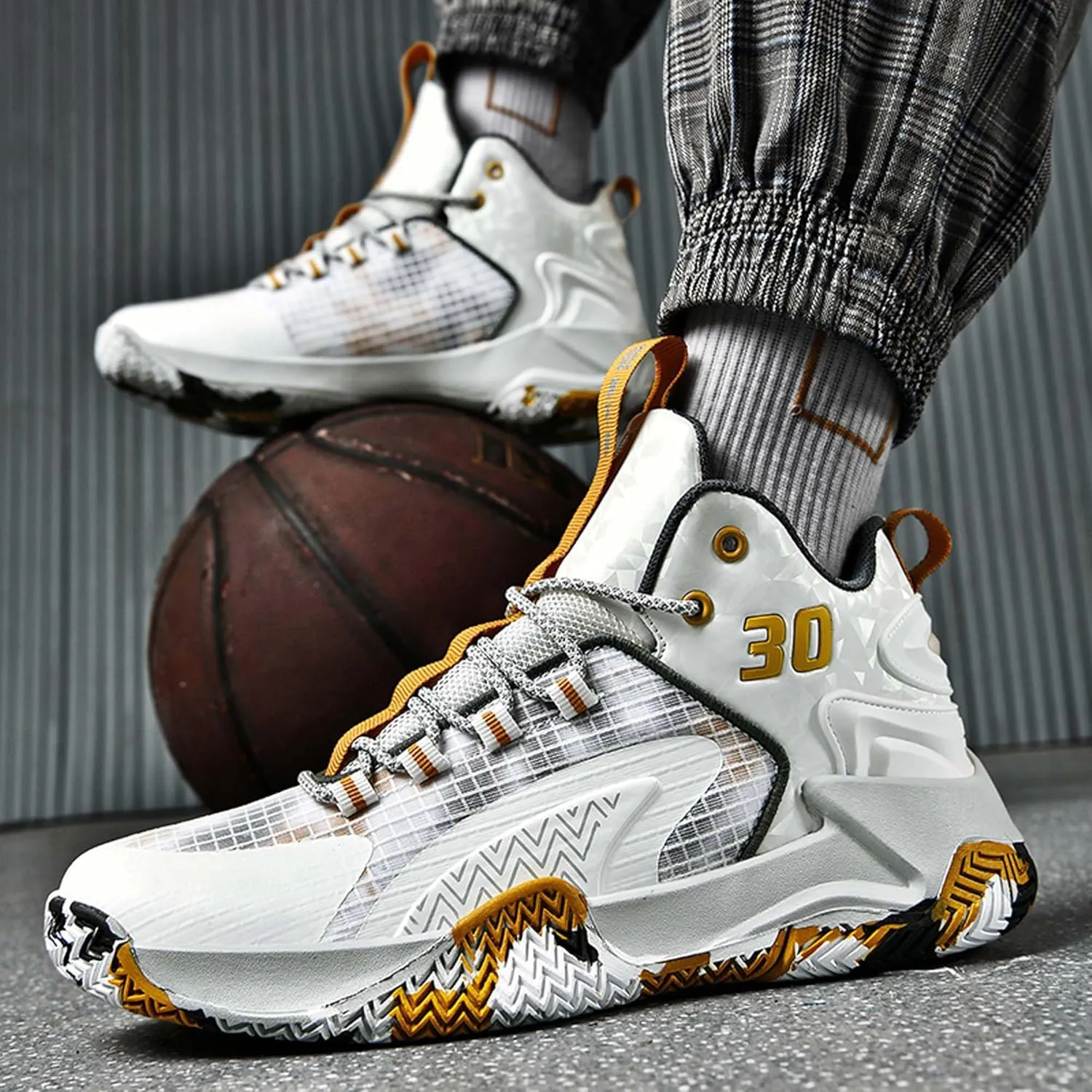 Mens and Womens White Lace Up Basketball Shoes Rubber Soles Tennis Sports Shoes High Elasticity Running Shoes Anti Slip and Wear Resistant Scenic Spots Tourist Shoes Shot Put Table Tennis