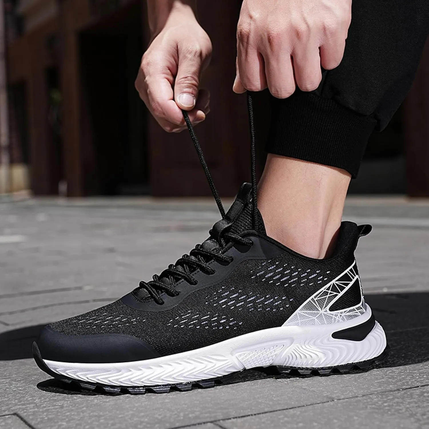 Men's Comfortable Stretch Workout Shoes Non Slip Outdoor Running Sneaker Lightweight Non Slip Sneakers for Men