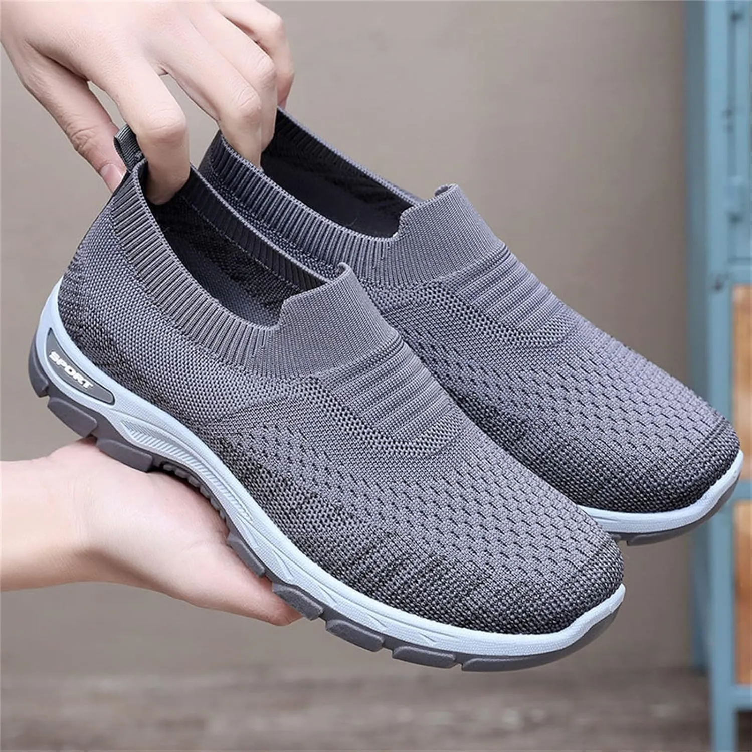 Mens Flat Sneakers Solid Color Slip-on Casual Breathable Soft Walking Running Shoes Comfortable Tennis Shoes Non Slip Summer Spring Mens Sneakers