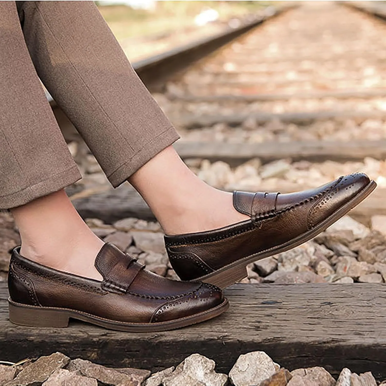 Men's Leather Oxfords Breathable Slip-Resistant Formal & Casual Shoes for Business, Weddings, and Outdoor Events