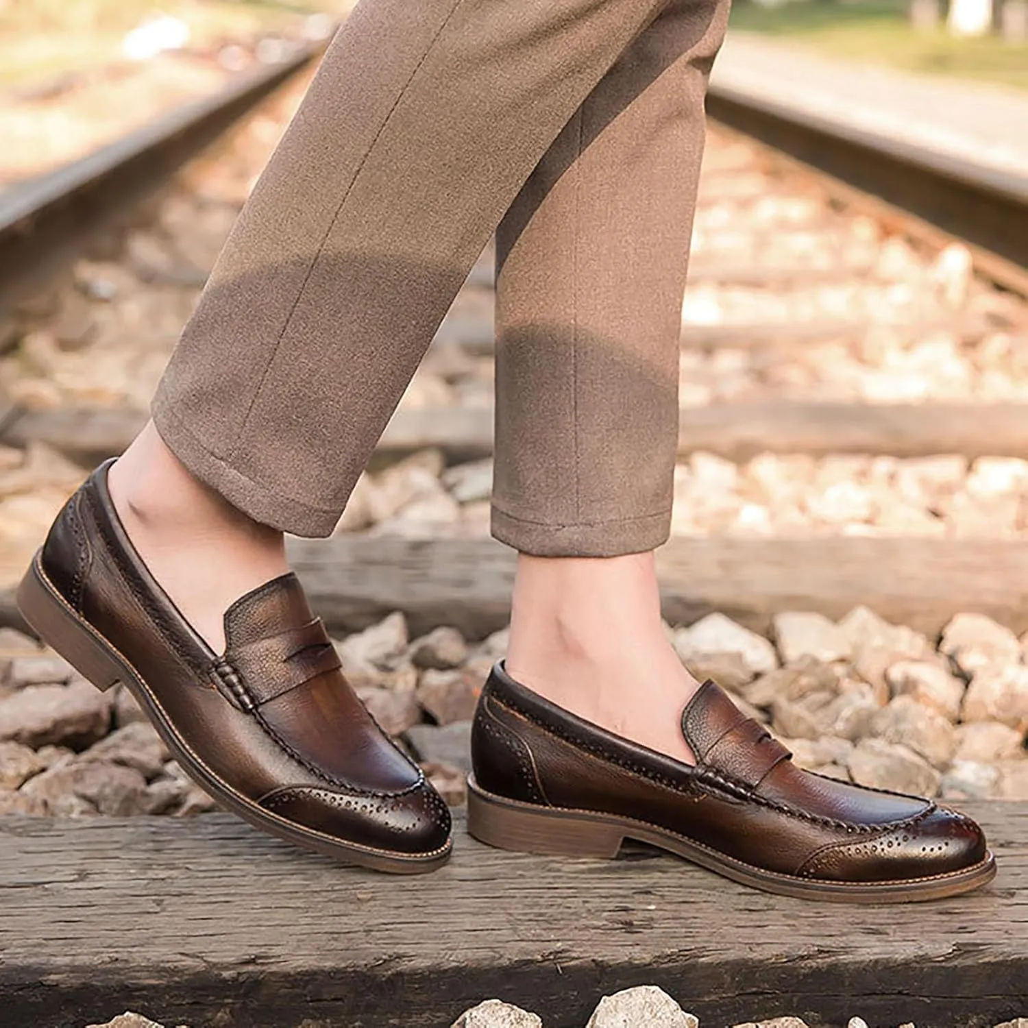 Men's Leather Oxfords Breathable Slip-Resistant Formal & Casual Shoes for Business, Weddings, and Outdoor Events