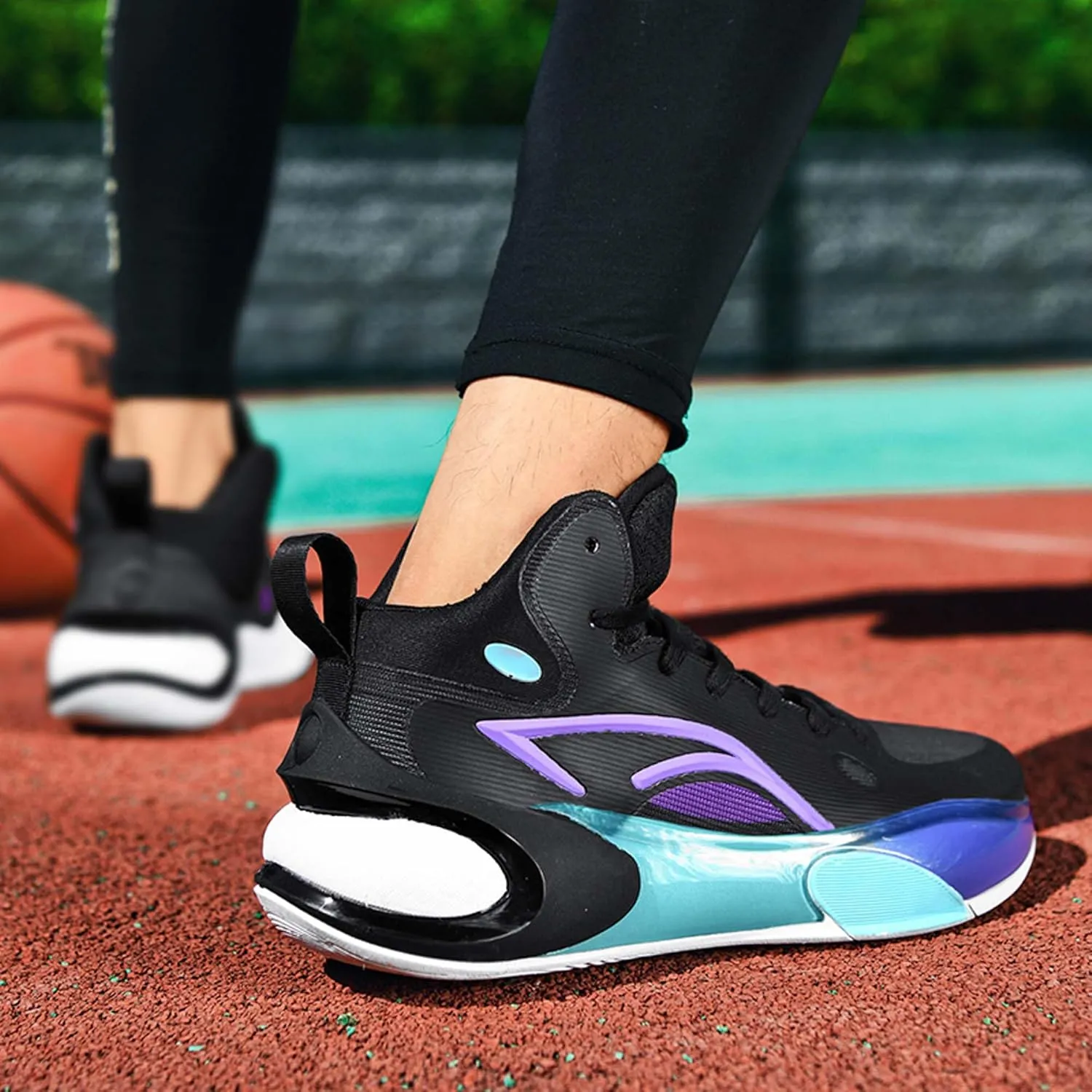 Men's Lightweight Rebound Basketball Shoes Non-Slip Cushioning Sneakers Women's Comfortable Soft Bottom Casual Sports Running Shoes Street Casual Walking Men's Shoes Women's Shoes