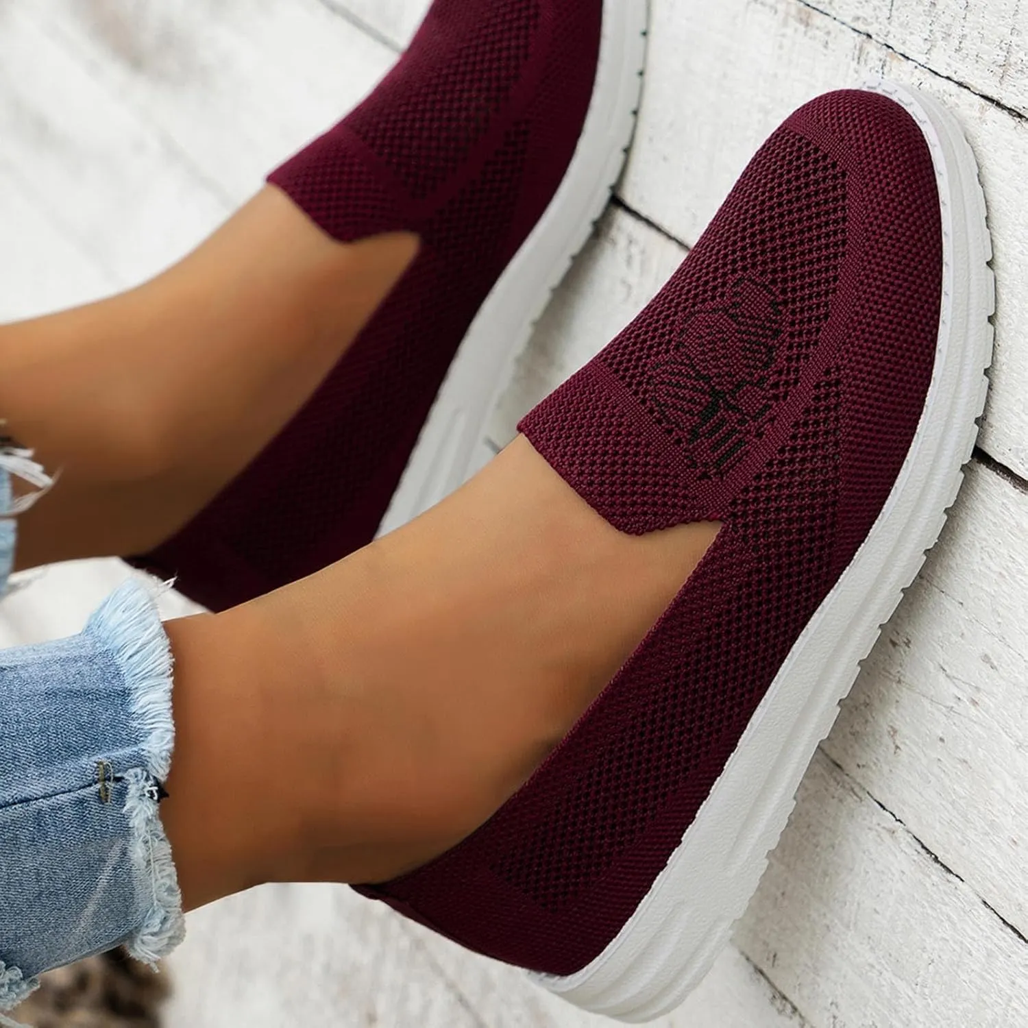 SBGMoSJ Womens White Fashion Sneakers Platform Extra Wide Slip On Sneakers for Women Casual Fall Shoes for Women 2023 Trendy 8.5 Wide Womens Running Sneakers Women's Slip On Shoes Size 7 Wide