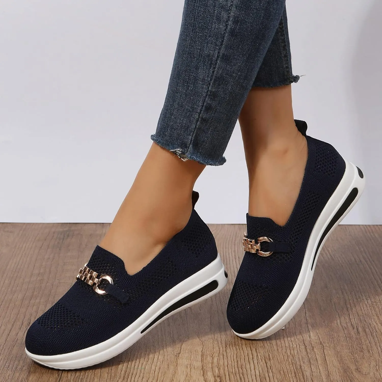 Slip on Chain Decorative Casual Sport Shoes Woven Comfortable Breathable Lighweight Sneakers for Alll Day Wear Soft Sole Outdoor Walking Shoes for Women