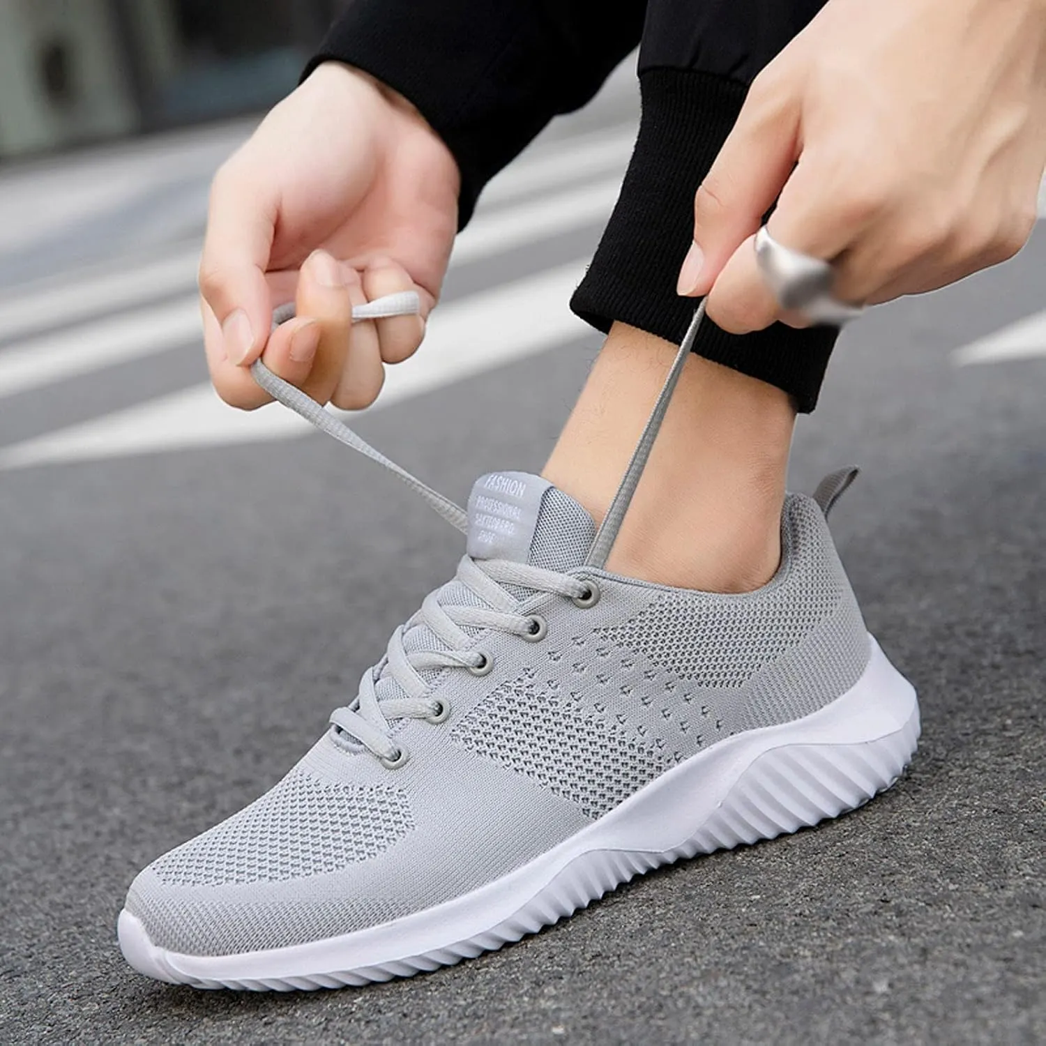 Soft Sport Shoes Bottom Breathable Men Fashion Casual Lace-Up Mesh Men's Sneaker