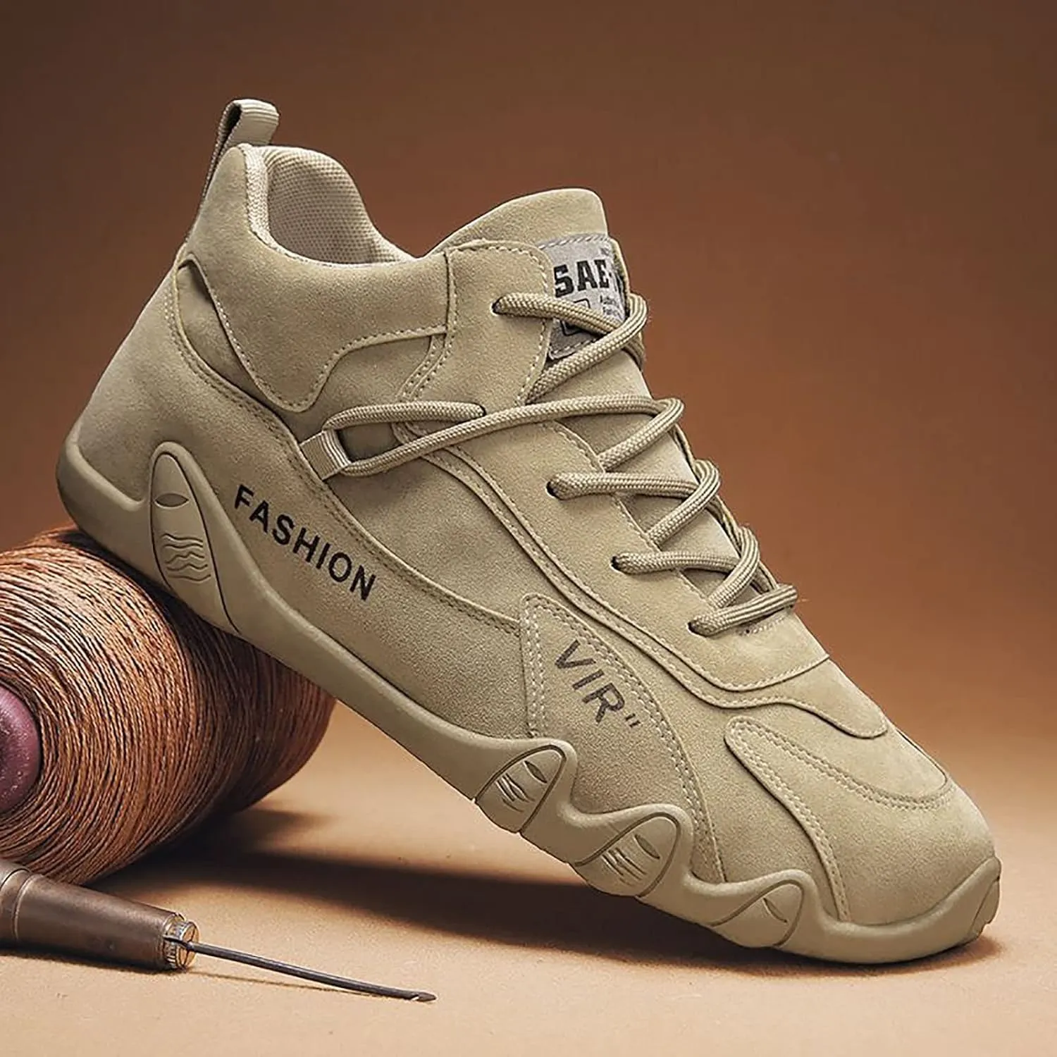Sports Shoes for Men Popular Labor Work Shoes Wear High Top Board Casual Leisure Jungle Sneaker