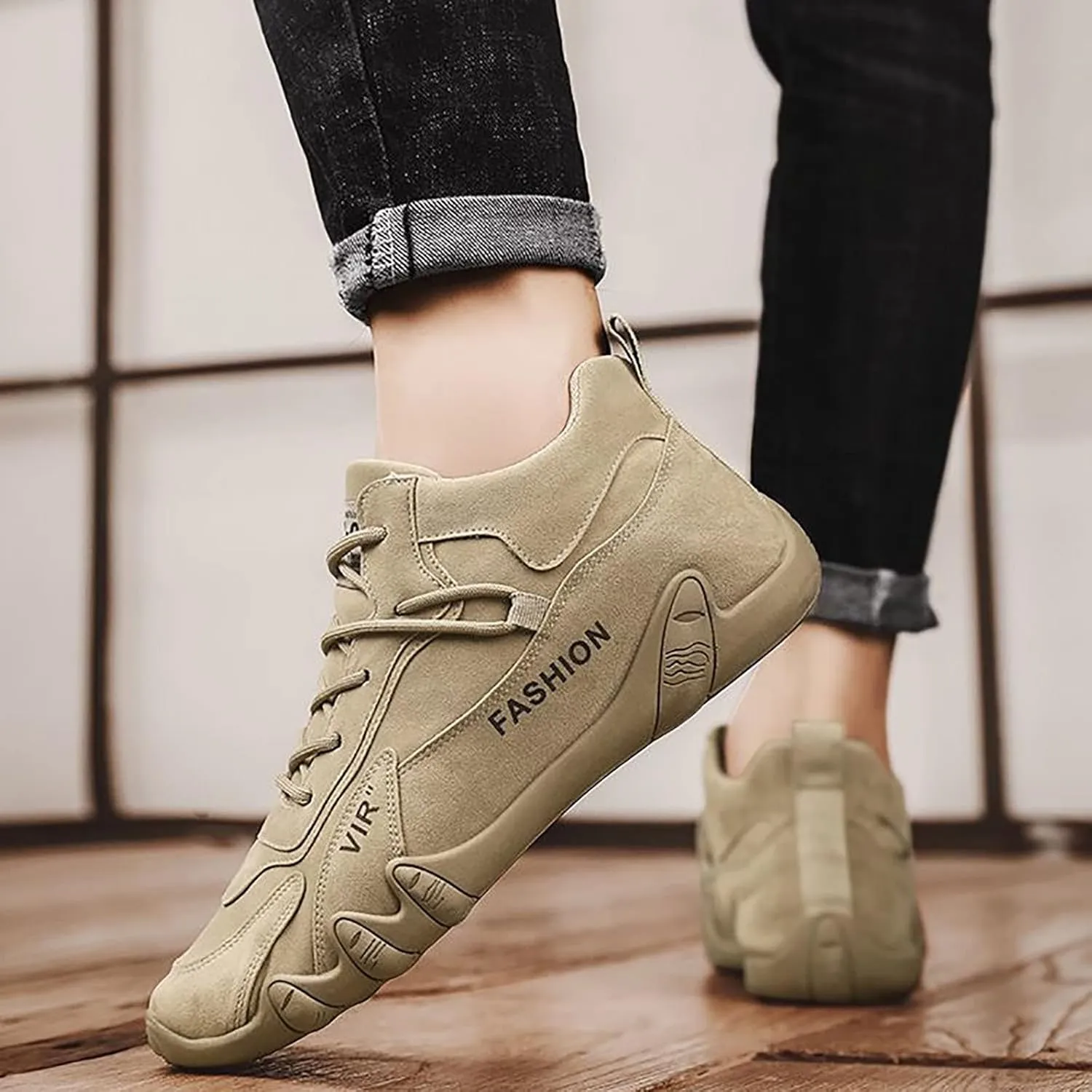 Sports Shoes for Men Popular Labor Work Shoes Wear High Top Board Casual Leisure Jungle Sneaker