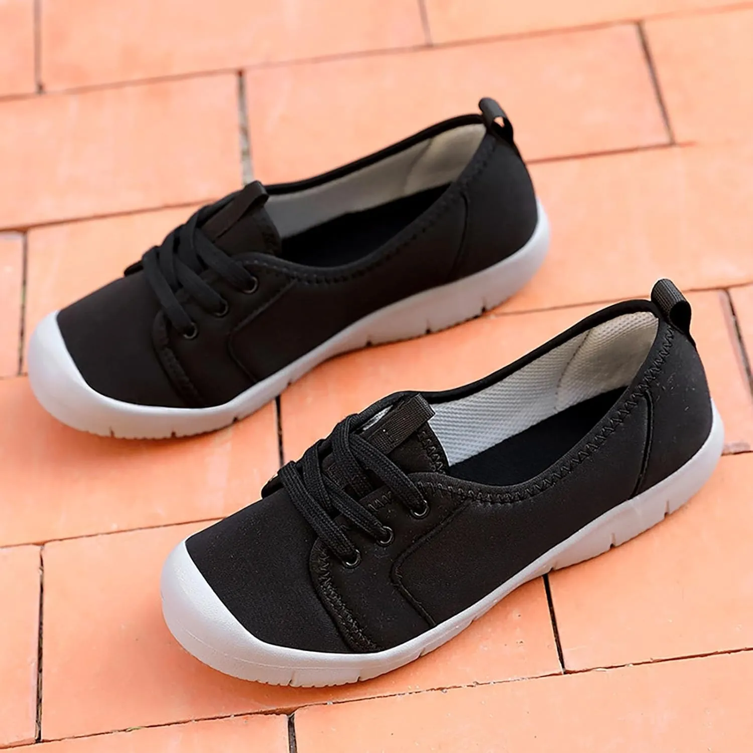 Women Comfortable Slip On Shoes Casual Walking Sneakers Lightweight Canvas Flats Non Slip Breathable Loafers