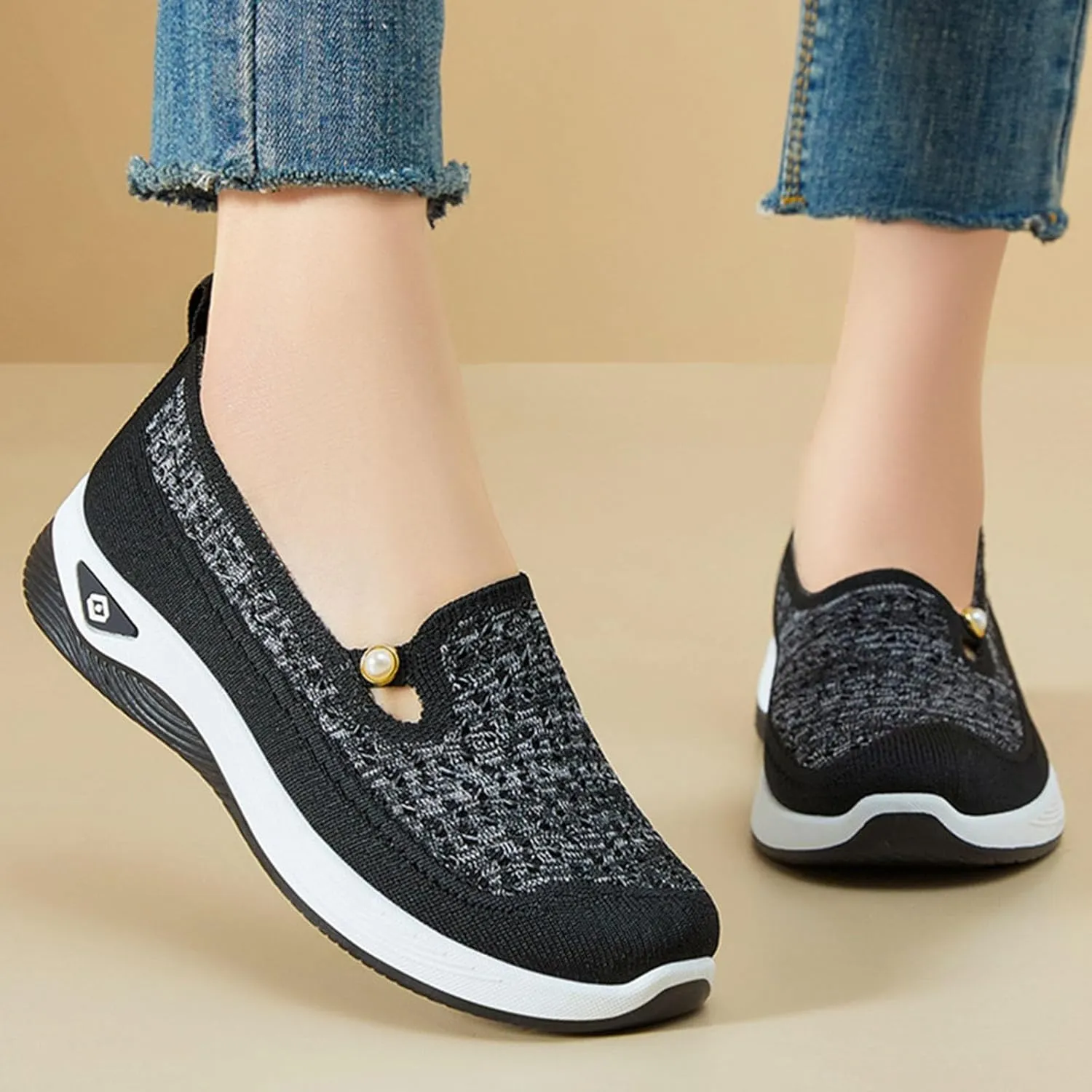 Womens Casual Shoes Slip On Women's Sneakers Loafers Solid Color Lightweight Cute Round Toe Running Shoes Loafers for Women Casual Outdoor Walking Shoe