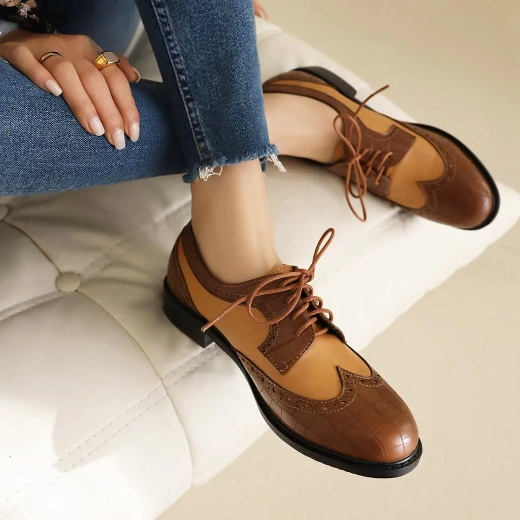 Women's Flat Lace Up Two Toned Oxford Shoes Wingtip Perforated School Uniform Saddle Oxfords Brogues