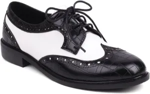 Women's Flat Lace Up Two Toned Oxford Shoes Wingtip Perforated School Uniform Saddle Oxfords Brogues