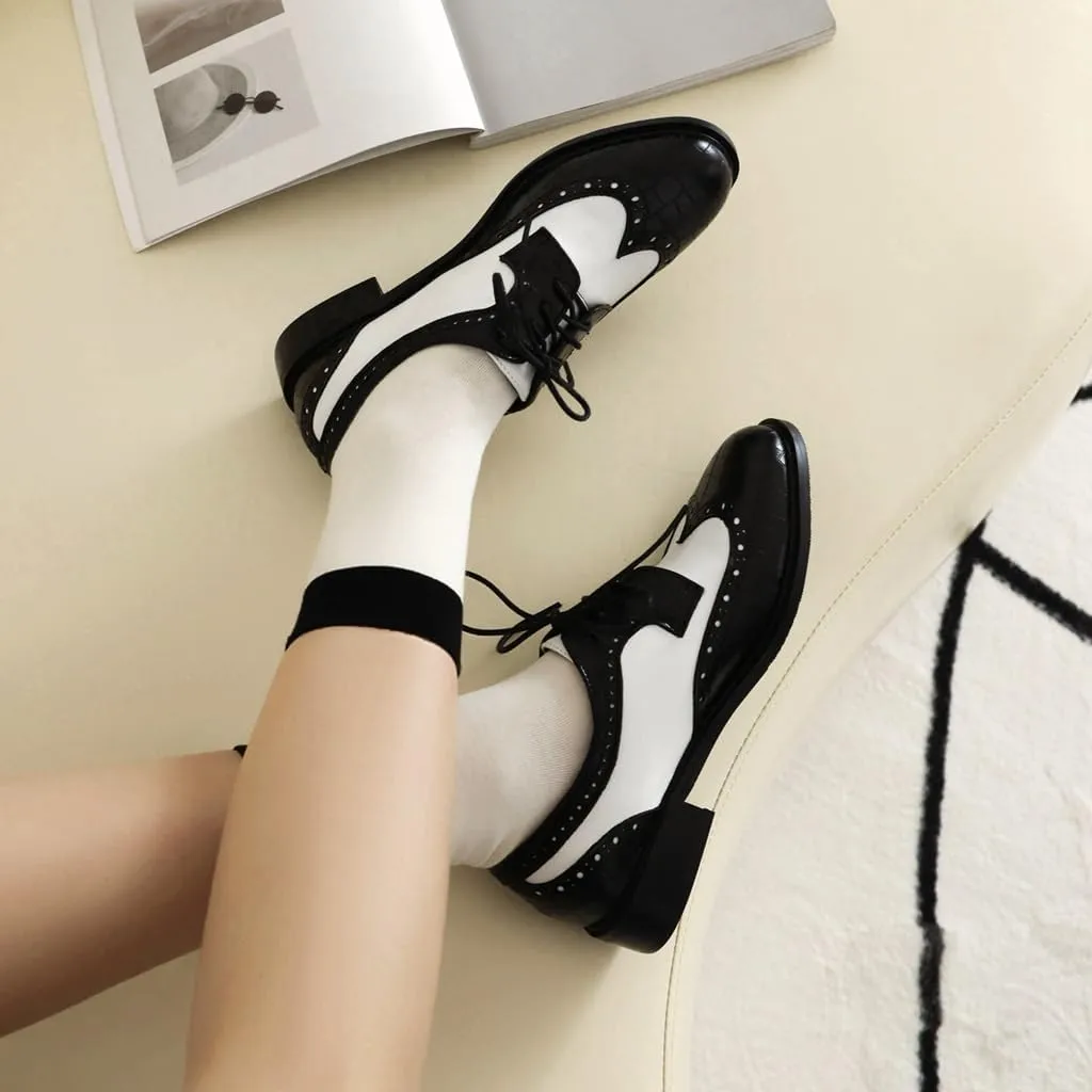 Women's Flat Lace Up Two Toned Oxford Shoes Wingtip Perforated School Uniform Saddle Oxfords Brogues