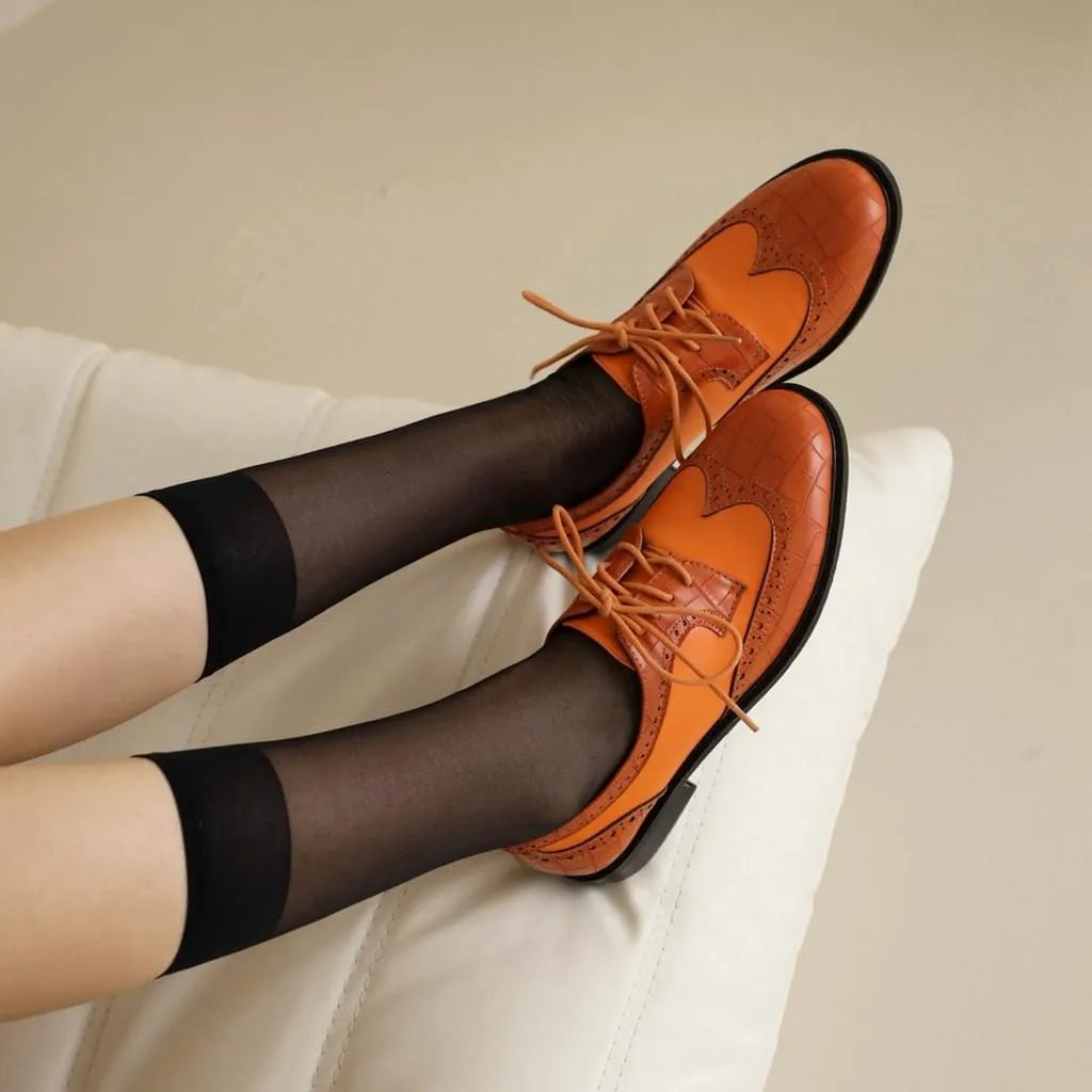 Women's Flat Lace Up Two Toned Oxford Shoes Wingtip Perforated School Uniform Saddle Oxfords Brogues