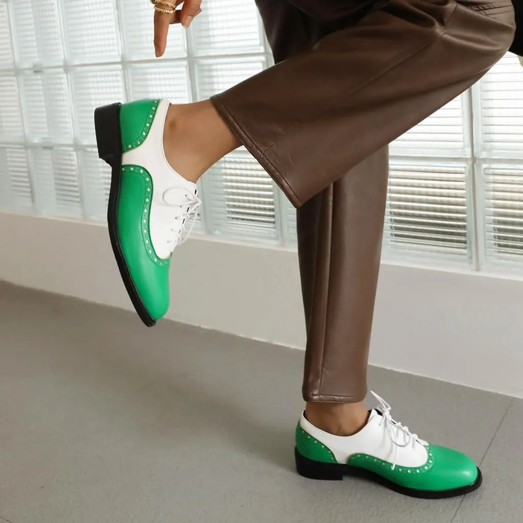 Women's Flat Saddle Oxford Shoes Two Toned Wingtip Perforated Lace Up School Uniform Oxfords Brogues