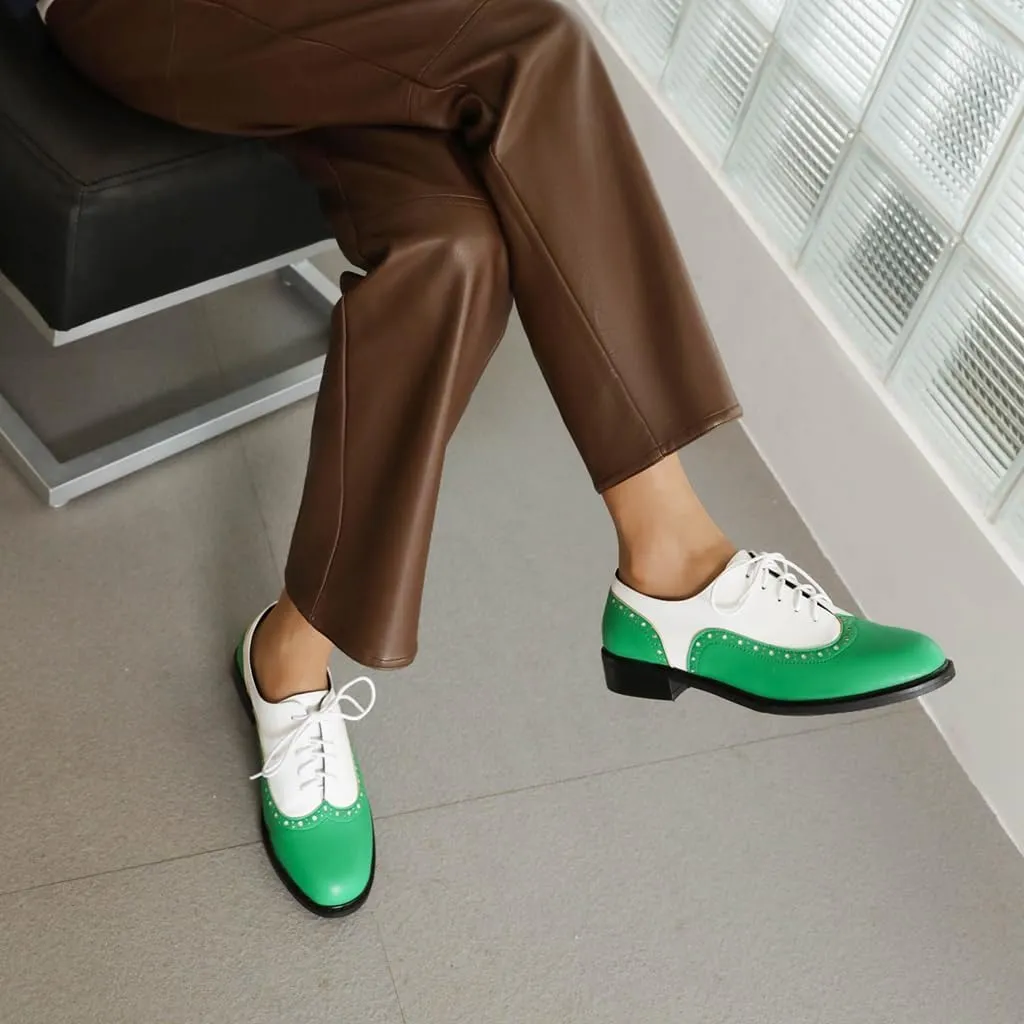 Women's Flat Saddle Oxford Shoes Two Toned Wingtip Perforated Lace Up School Uniform Oxfords Brogues