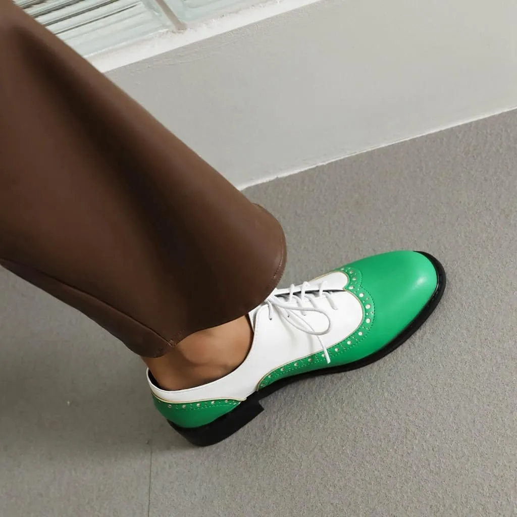 Women's Flat Saddle Oxford Shoes Two Toned Wingtip Perforated Lace Up School Uniform Oxfords Brogues