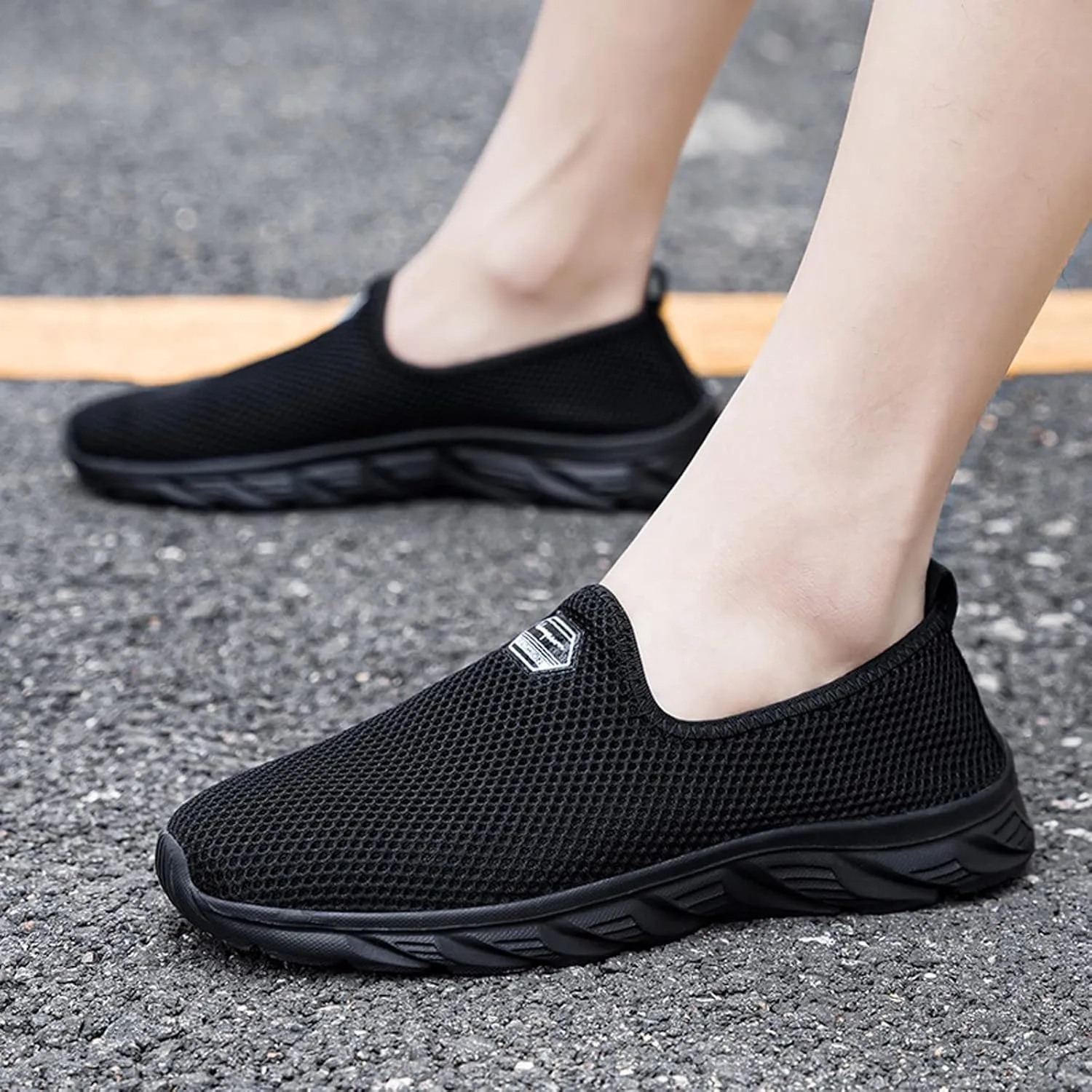 Womens White Platform Sneakers Low Top Platform Shoes Walking Shoes for Women with Arch Support and Comfort Womens Comfortable Loafers Women Running Sneakers