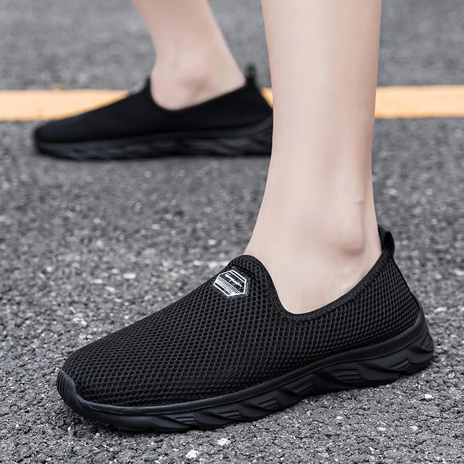 Womens White Platform Sneakers Low Top Platform Shoes Walking Shoes for Women with Arch Support and Comfort Womens Comfortable Loafers Women Running Sneakers